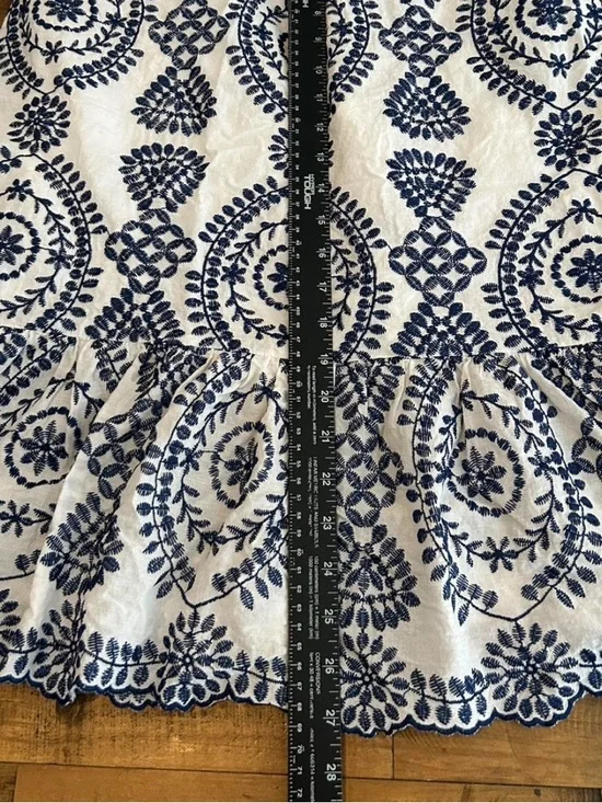 Adiva White Midi Skirt with Navy Blue Medallion Print - Picture 3 of 4